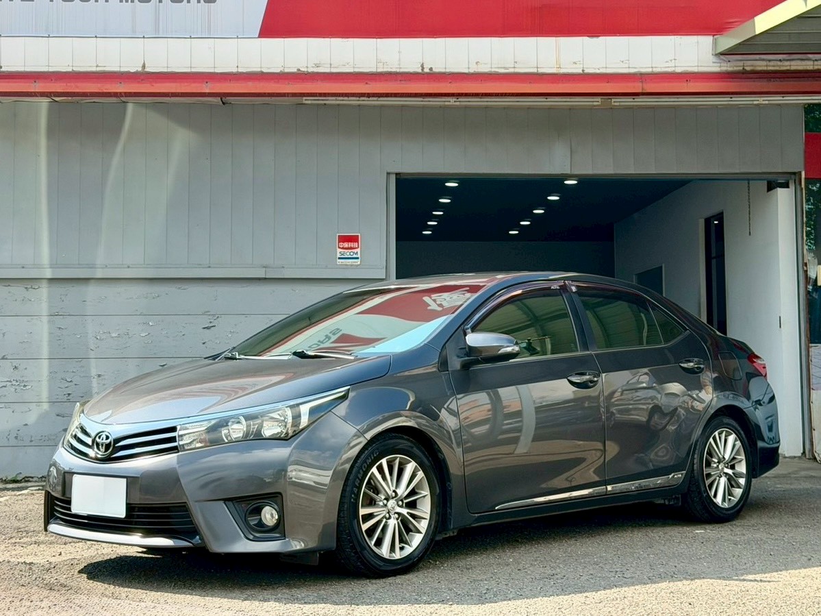 2015 Toyota Altis E版